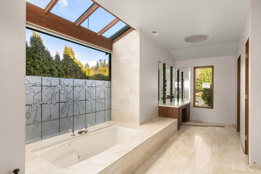 Seattle Bathroom Remodeling