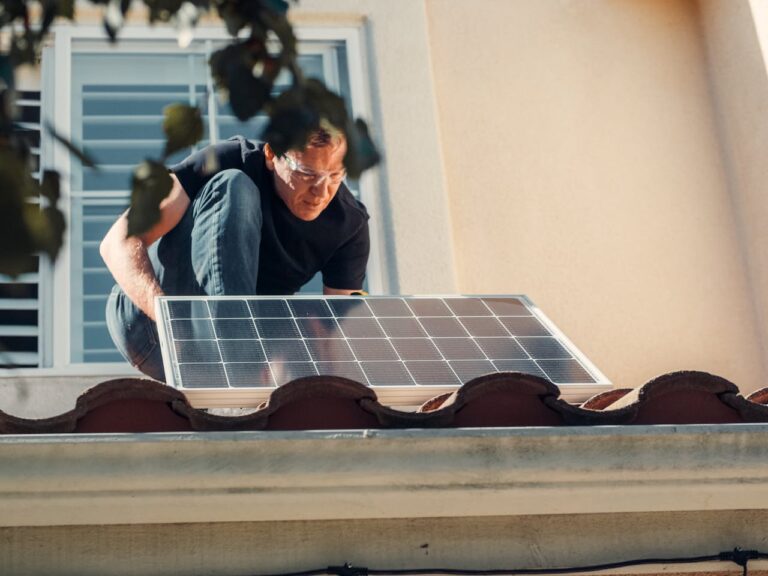 Illustration of Renovating A Home With Solar Water Heaters