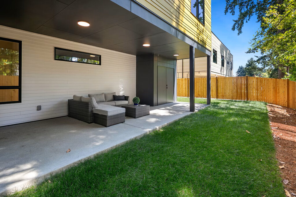 Shoreline home builder