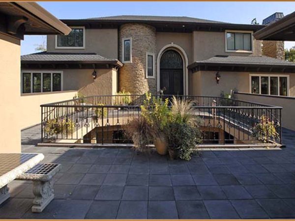 Bellevue Home Builder - Town Construction and Development